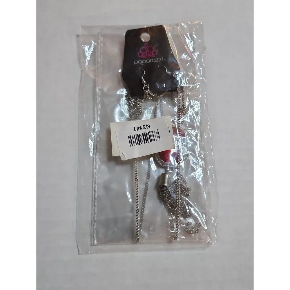Paparazzi Blissed Out Opulence Red Gemstone Silver Necklace - NWT Sparkling
